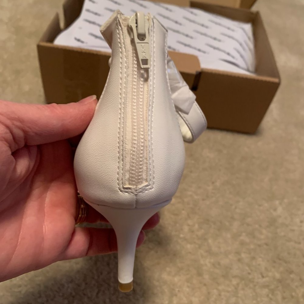 NWT NIB Comfortview White Ivy Strappy Sandal Size 11W - Picture 7 of 14